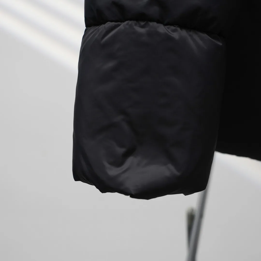 P1100 CANADA GOOSE丨Canada Goose 4829 Rhoda series hooded down jacket Color: Black Size: XS-L